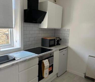 Brighouse Apartment | Church View house,2bed,brighouse central location