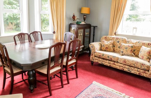 County Mayo Cottage | CHURCHFIELD HOUSE, family friendly in Crossmolina, County Mayo