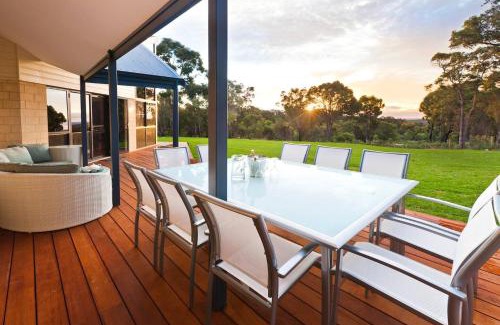 Yallingup House | Chynoweth - Scenic Views and Secluded Luxury