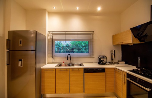 Linoperamata Villa | Cicada 4 Bedroom Villa