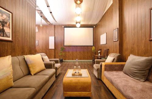 Bangalore City Center Villa | Cine Castle 4BHK Luxury Spacez Villa