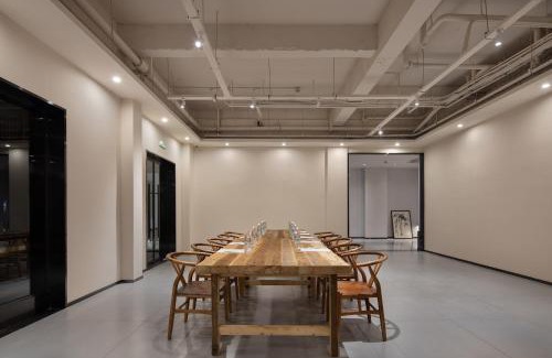 Shapingba Hotel | CiQiKou Fog Villa