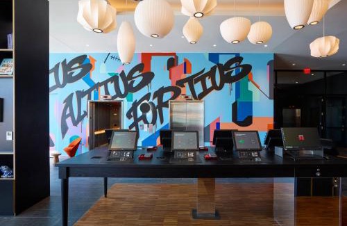 West End Hotel | citizenM Boston North Station