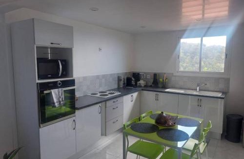 Case-Pilote Apartment | Citronnelles