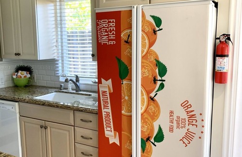 Old Towne Cottage | Citrus Cottage in Old Town Orange near Chapman U & Disneyland