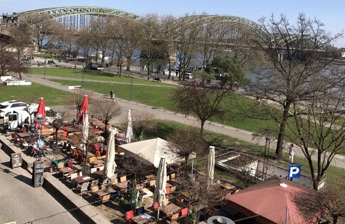 Altstadt-Nord Apartment | City Apartment 1-5 Rhein river view
