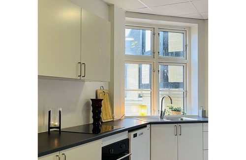Copenhagen City Centre Apartment | City Apartment in Copenhagen with 6 bedrooms sleeps 12