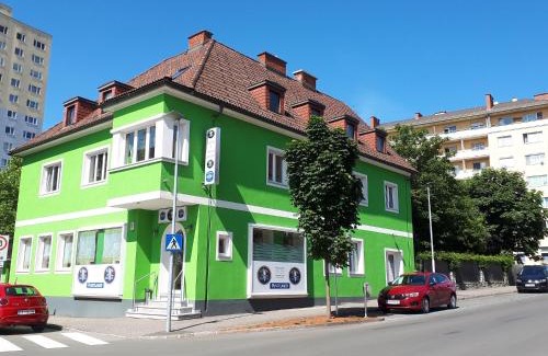 Knittelfeld Apartment | City Apartment Vasiri