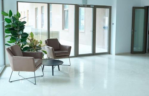 Resita Apartment | City Center Accomodation- 401