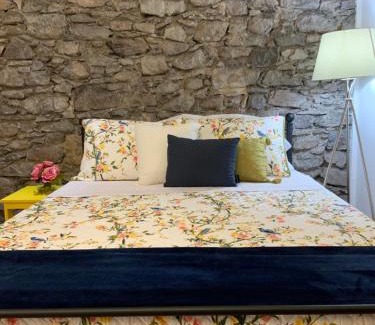 Praia Apartment | City Center Luxurious Studio