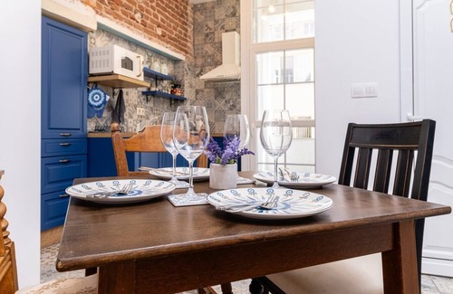 Plovdiv Center Apartment | City Center Retro Chic Kapana 2-Bed Apartment
