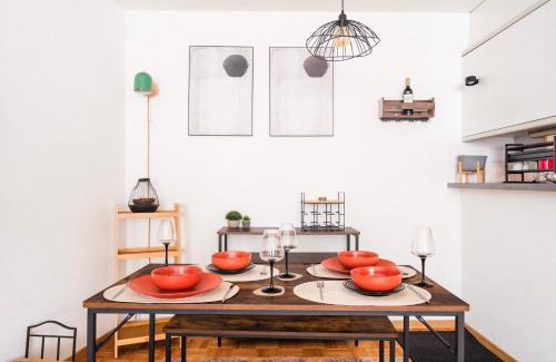 Lausanne Apartment | City Central Comfort