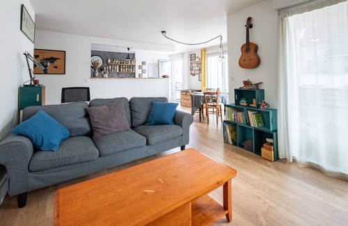 Quai de la Fosse Apartment | City centre family flat with terrace