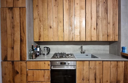 Matiçan Apartment | City centre 'Farmhouse in the Sky' designer apt.