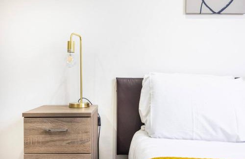 Spitalfields House | City Chic Apartment Steps From Liverpool Street
