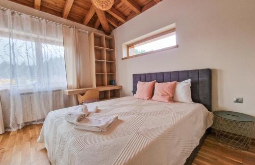 Razlog Villa | City Escape - 4 bedroom villa in Grand Hotel Therme by Flat Mаnager