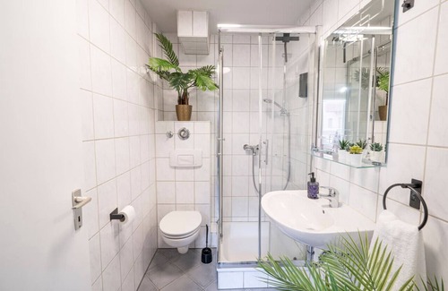 Sudliche Innenstadt Apartment | City Heart 2min to Station