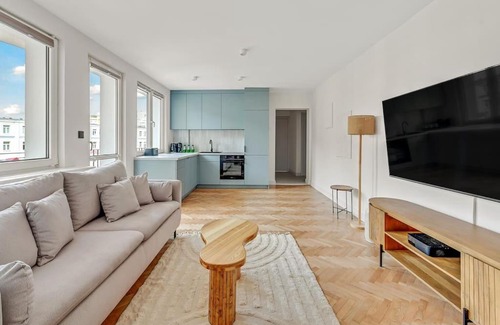 Srodmiescie Apartment | City Life - Gdynia by Grand Apartments