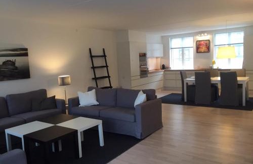 København V Apartment | CITY, LUX APARTM - 2 FULL BATHROOMs, 3 tv