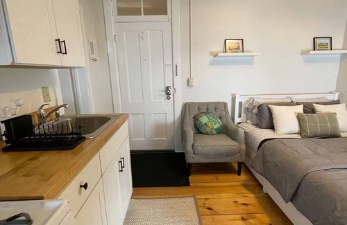 Old North End Apartment | City Nest.