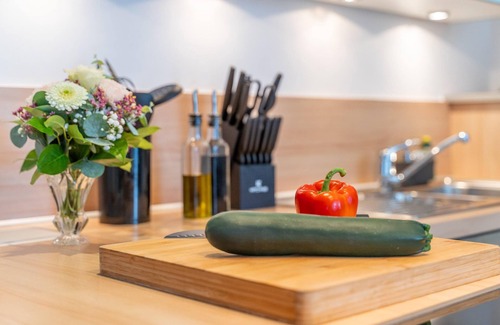 Kuenzell Apartment | City oasis Fulda with flair I Whirlpool I Balcony I 2xParking I Coffee I WLAN