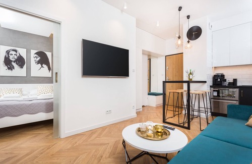 Warszawskie Apartment | City of the Kings-Bacalar Apartment