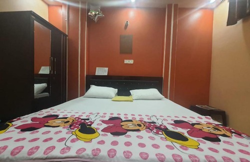 Balrampur Cabin | CITY PARADISE AC DELUXE LODGE, Balrampur