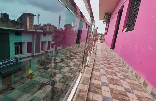 Balrampur Cabin | CITY PARADISE AC DELUXE LODGE, Balrampur