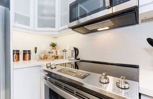 Downtown Kansas City Apartment | City Sky II |King Bed Apt |DT KC |No Cleaning Fee