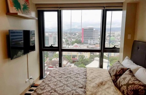 Bagumbayan Apartment | City View, 1BR Condo, One Eastwood Avenue Tower 2, Eastwood City, Quezon City, Manila, Philippines -Requires Proof Of ID & Vax Card-