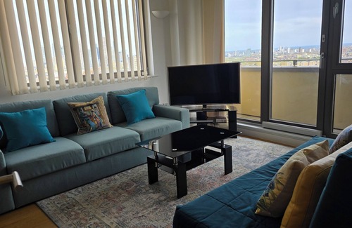 Shadwell Apartment | City View apartment, free car parking