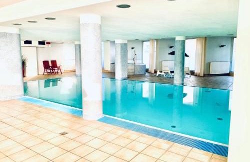 Bronowice Apartment | City view Wellness Apartment swim&steam&relax