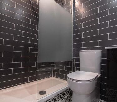 The Liberties Apartment | City Walk Apts