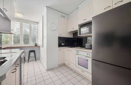 Toorak Apartment | Citys Edge Urban Retreat - Your Tranquil Retreat