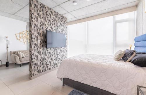 Curridabat Apartment | Cityscape iFreses, 20th floor! AC, TV and Pool
