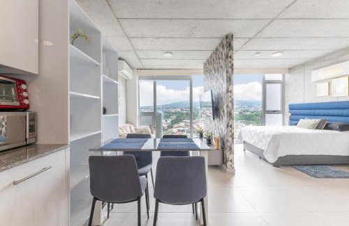 Curridabat Apartment | Cityscape iFreses, 20th floor! AC, TV and Pool