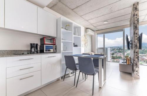 Curridabat Apartment | Cityscape iFreses, 20th floor! AC, TV and Pool