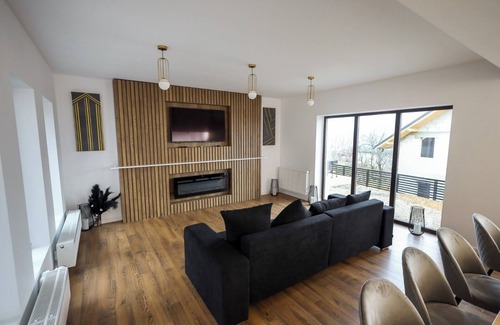 Campulung Moldovenesc House | CityView