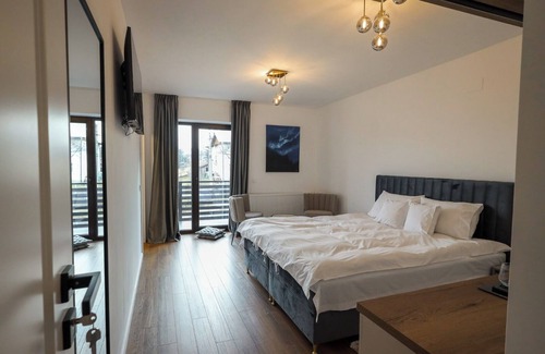 Campulung Moldovenesc House | CityView