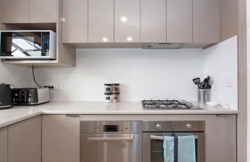 Cannington Villa | Civic Garden Villa close to Westfield Shopping Centre