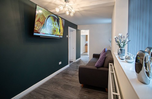 Newport Apartment | Clarence Retreat