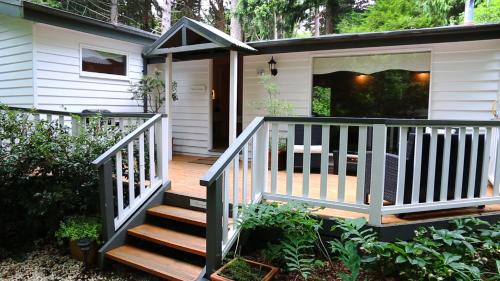 Sassafras Cabin | Clarendon Cottages