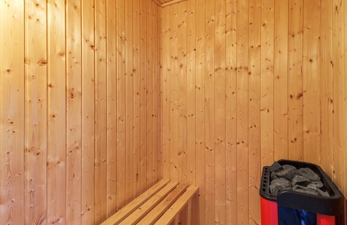 Hou House | "Clari" - 500m from the sea by Interhome