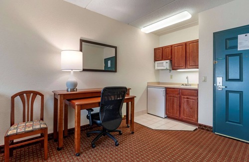 Madison Hotel | Clarion Suites at the Alliant Energy Center