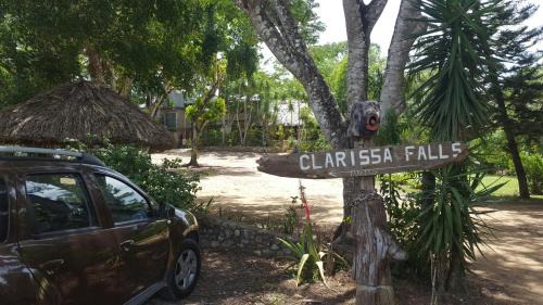 Negroman Resort | Clarissa Falls Resort