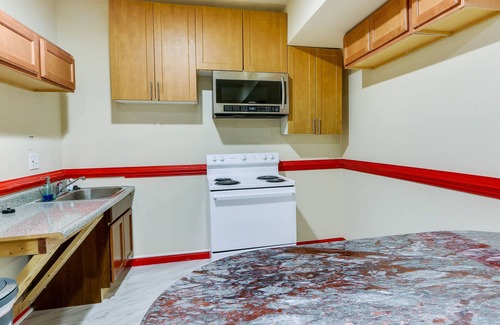 Clarksburg Apartment | Clarksburg Getaway Near DC + Baltimore Sights!