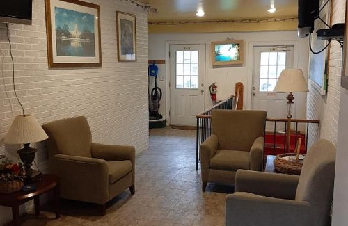 Frostburg Hotel | Clarysville Motel