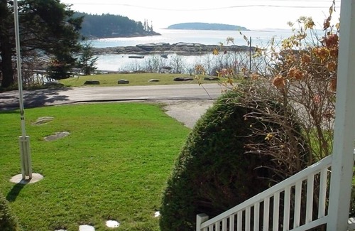 Christmas Cove Cottage | Clasic Maine Coast Cottage