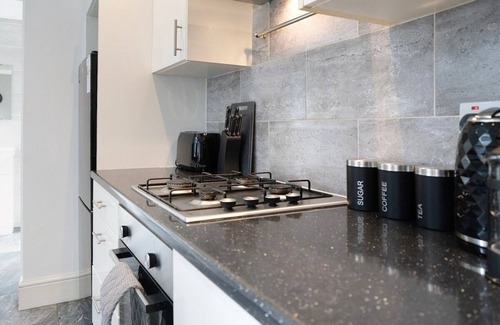 Stockton-on-Tees House | Classic 4-Bedroom Retreat