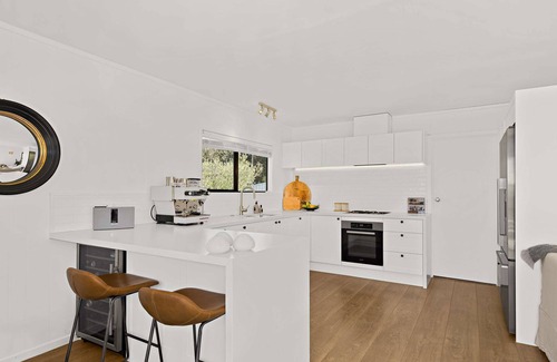 Omaha House | Classic Bach with a modern twist - close to the beach